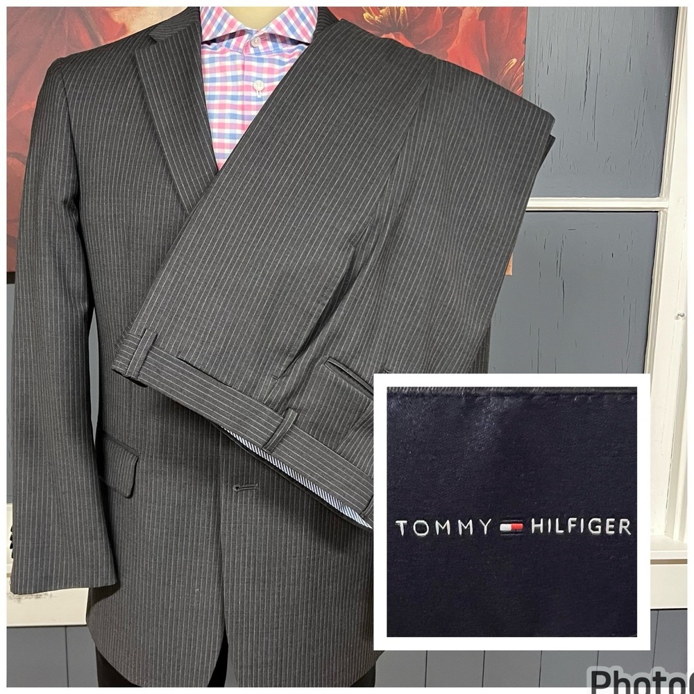 Tommy Hilfiger Suit 2Pc Set Mens 41R Wool Gray Striped Pants 34x31